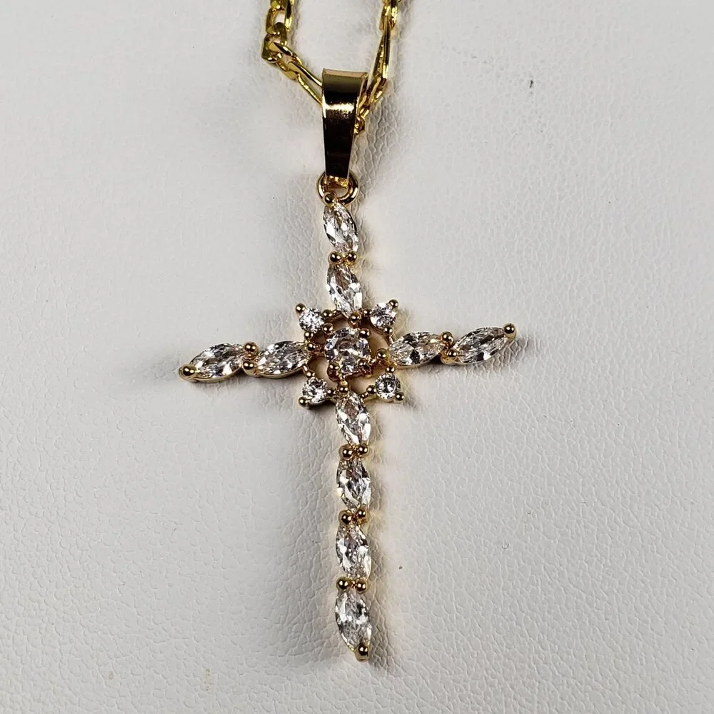 18 kt Gold Filled Hollow Clear Marquee Crystal Cross with 21